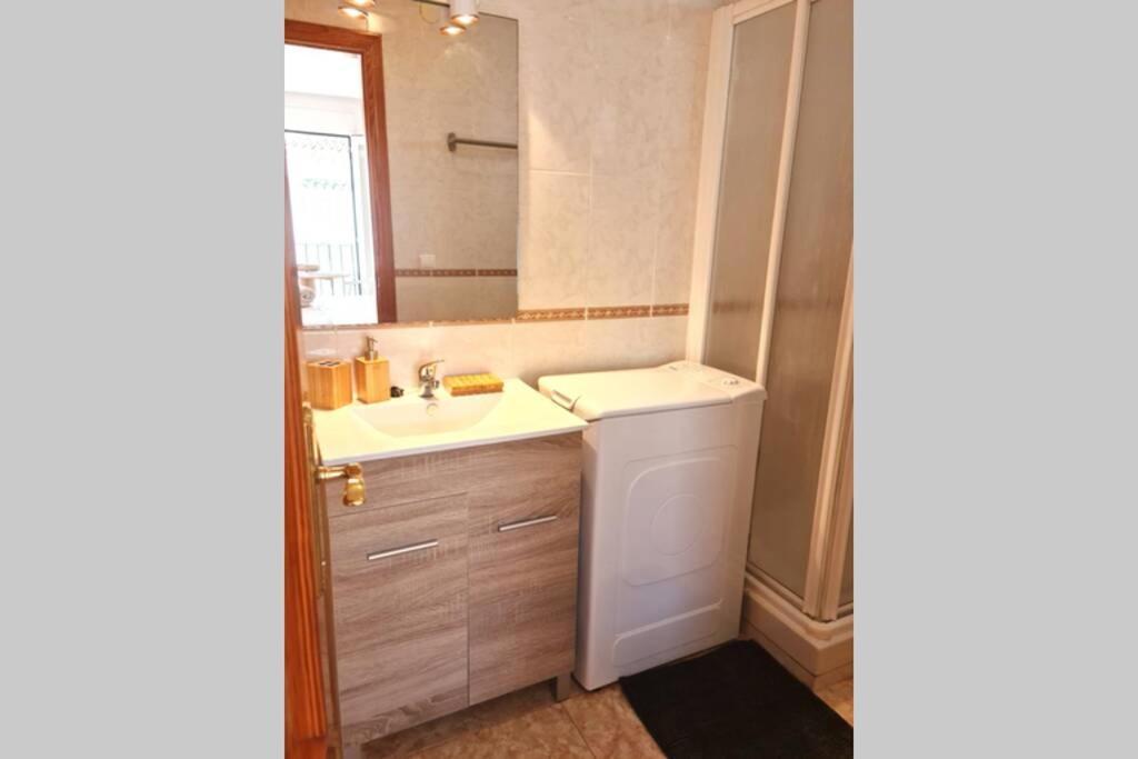 Appartement Calmahouse Carihuela à Torremolinos Extérieur photo